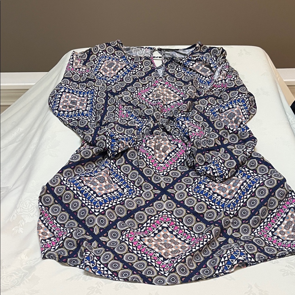 Geometric Pattern Long Sleeve Dress
